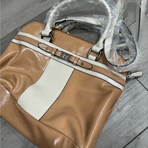 Giani Bernini Tan and White Shoulder Bag with Structured Design